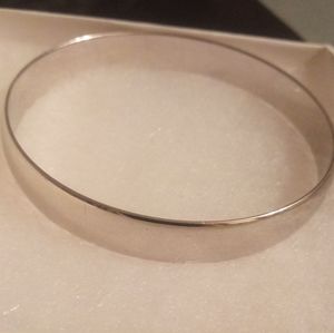 Beautiful Ladies Silver ColorMonet Bangle Bracelet